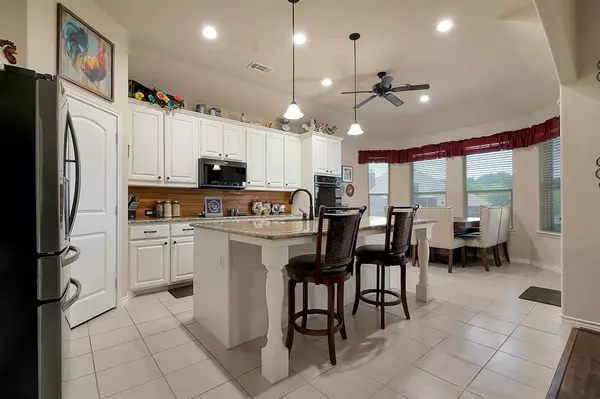 Lake Worth, TX 76135,6321 Keyhole Circle