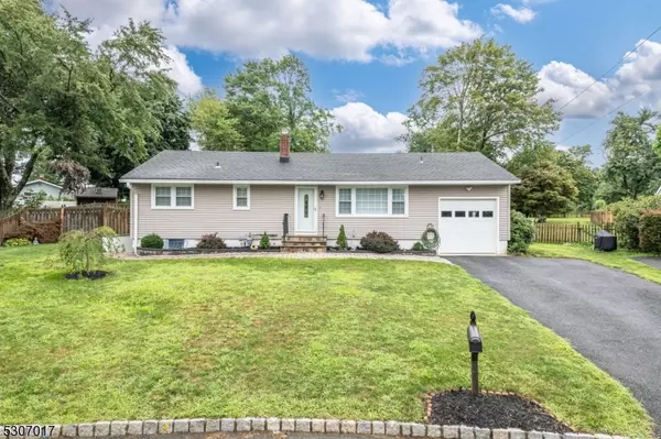 22 Valley View Dr,  Mine Hill Twp.,  NJ 07803