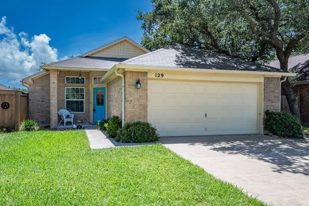 Rockport, TX 78382,129 HERON OAKS