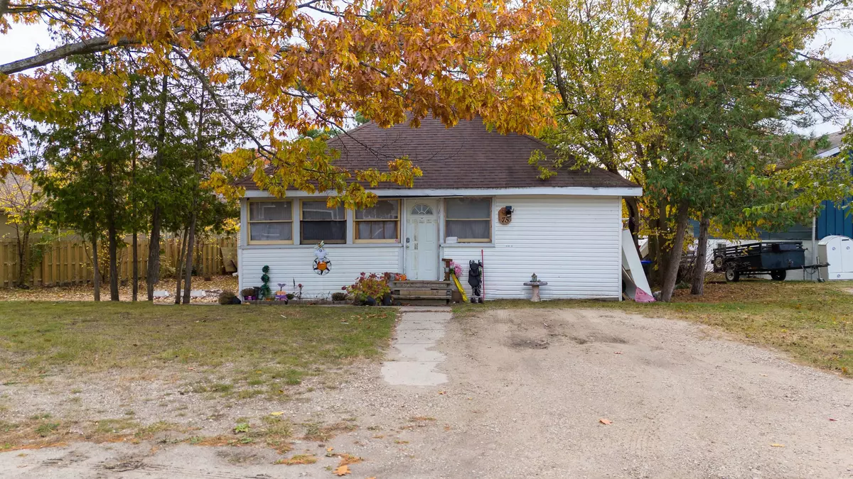 Wasaga Beach, ON L9Z 2X1,75 Old Mosley ST