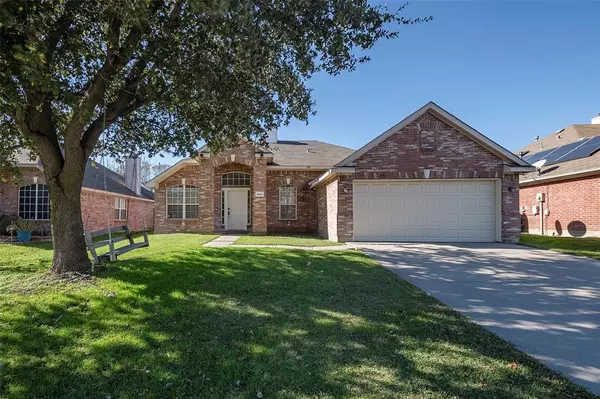 3423 Jasper Drive, Arlington, TX 75052