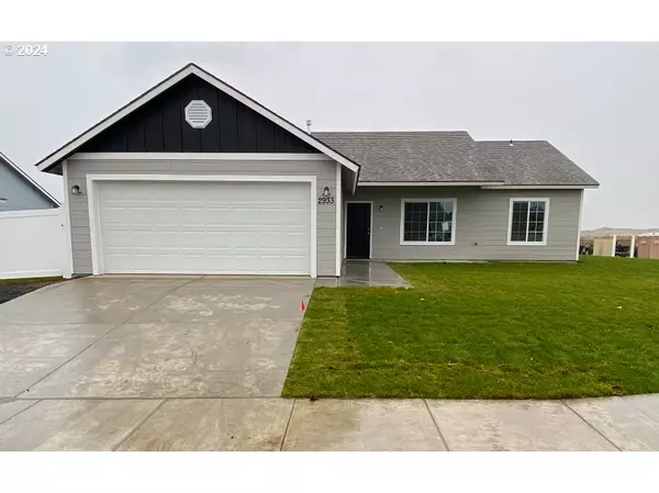 2933 CARDINAL PL,  Umatilla,  OR 97882