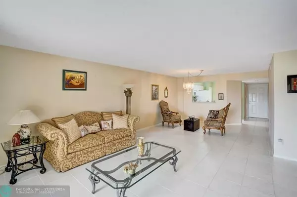 Boynton Beach, FL 33437,5778 Crystal Shores Dr  #406