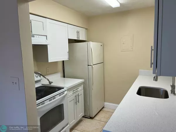 4059 NW 31st Ave  #3, Lauderdale Lakes, FL 33309