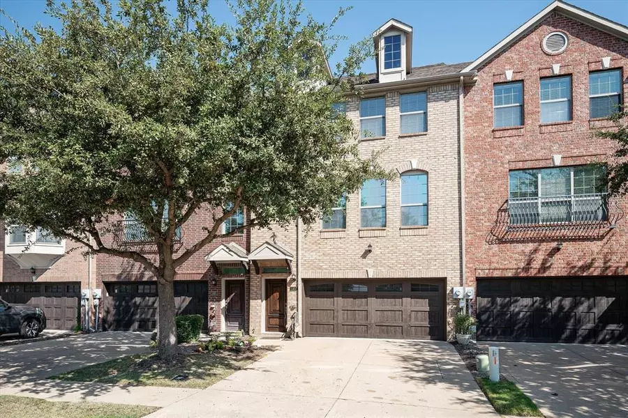 1457 Fox Run Drive, Irving, TX 75063