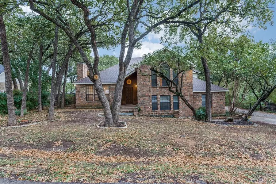 5908 Shady Hill Lane, Arlington, TX 76016