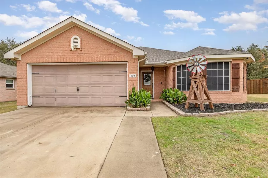 404 Highview Circle, Royse City, TX 75189