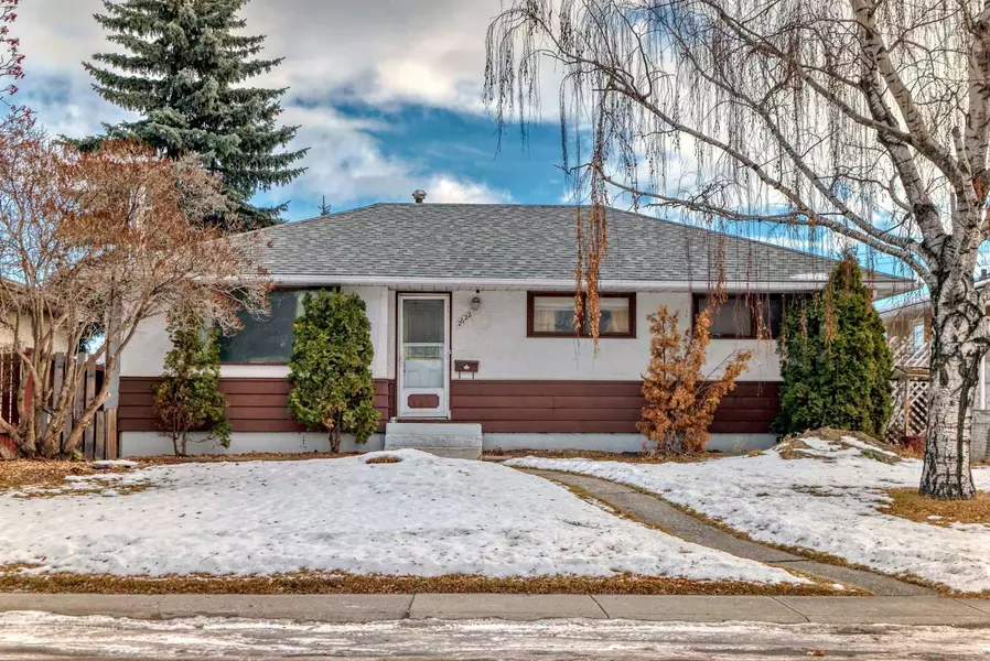 2622 42 ST Southeast, Calgary, AB T2B 1G7