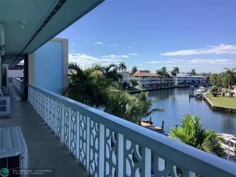 455 Golden Isles Dr  #209, Hallandale Beach, FL 33009