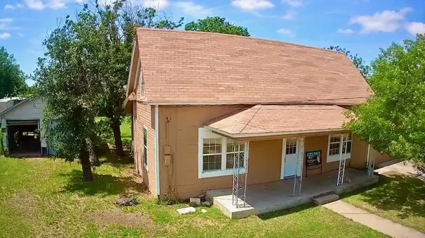 300 Harrison Avenue,  Gustine,  TX 76455