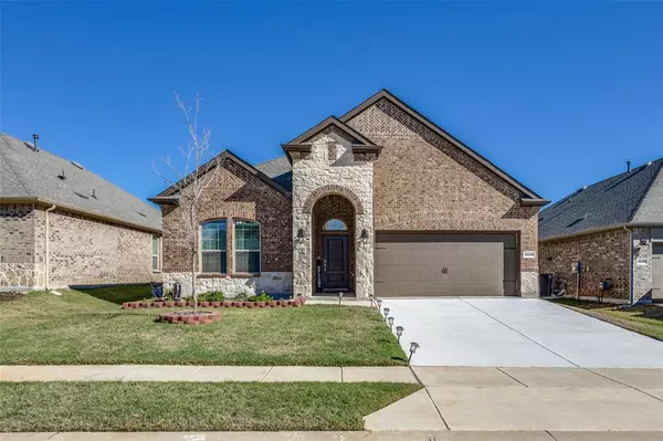 3206 Texas Trail, Aubrey, TX 76227