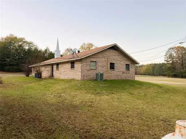 Summerfield, LA 71079,1515 Highway 9