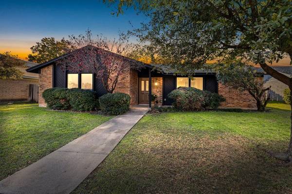 3909 Windhaven Road, Fort Worth, TX 76133