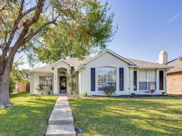 7129 Sample Drive, The Colony, TX 75056