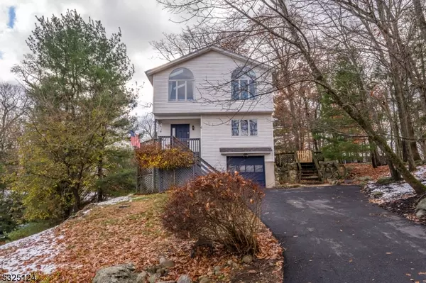 Hopatcong Boro, NJ 07843,6 Wildwood Shores Dr