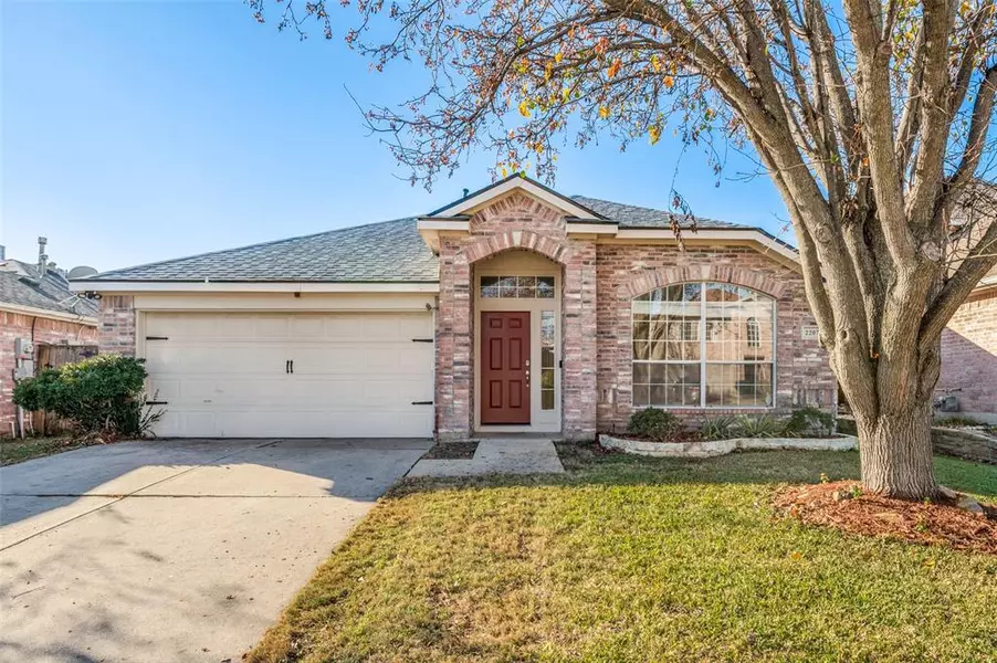 2207 Spruce Circle, Mckinney, TX 75071