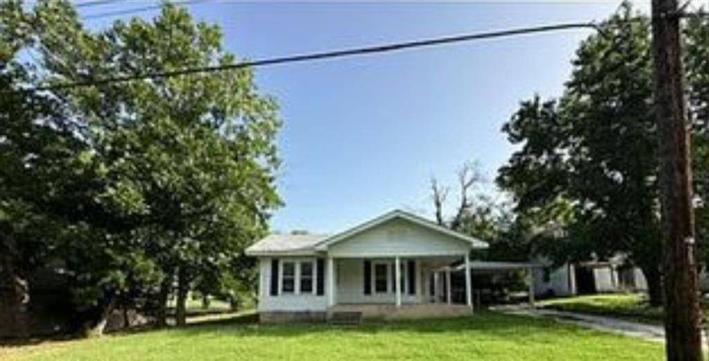 209 E Hill Street, Grand Saline, TX 75140