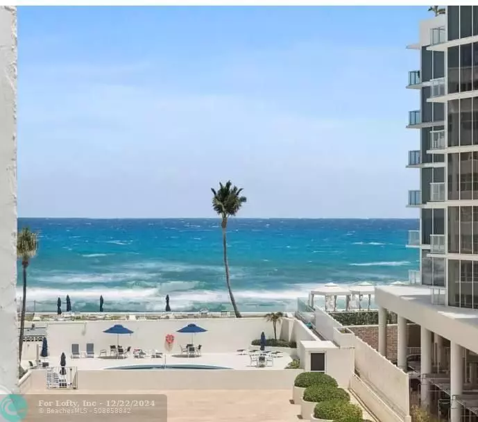 Palm Beach, FL 33480,3570 S Ocean Boulevard  #311