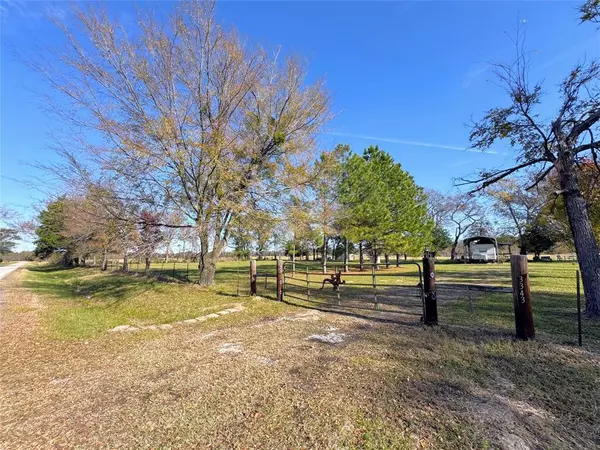 Eustace, TX 75124,3343 VZ County Road #2908