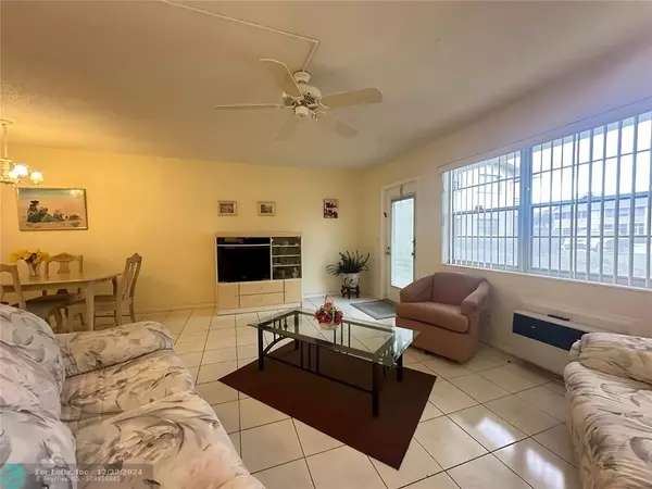 Deerfield Beach, FL 33442,138 Markham G  #138