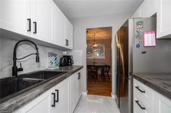 Owen Sound, ON N4K 6C1,4 LAMSON CRES