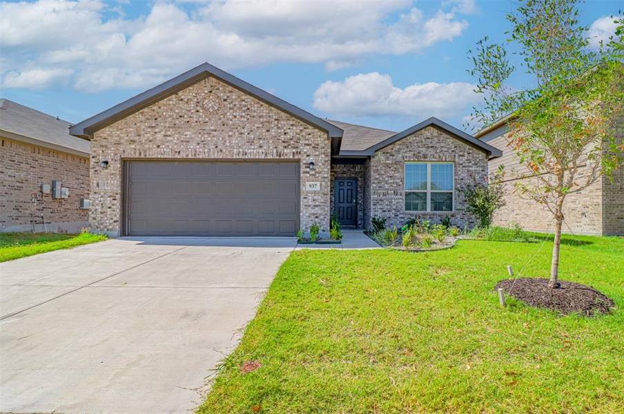 937 Billups Drive, Van Alstyne, TX 75495