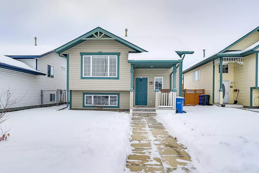 44 Jarvis Close, Penhold, AB T0M 1R0