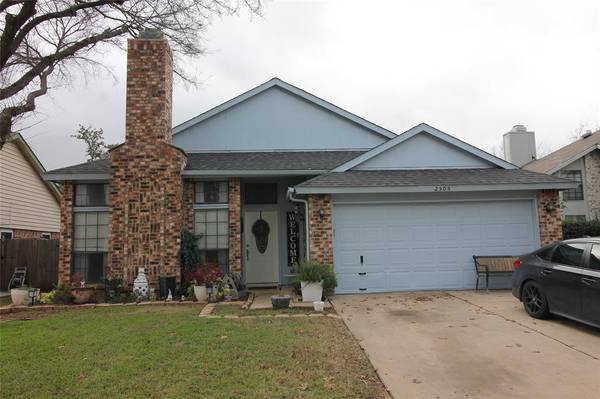 2505 Galemeadow Drive, Fort Worth, TX 76123