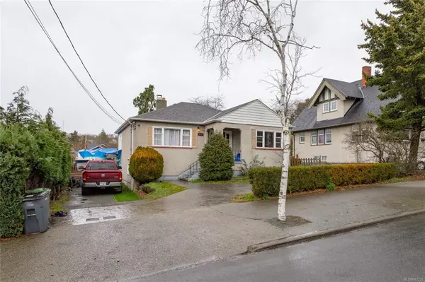 Victoria, BC V8T 2B2,1216 Hillside Ave