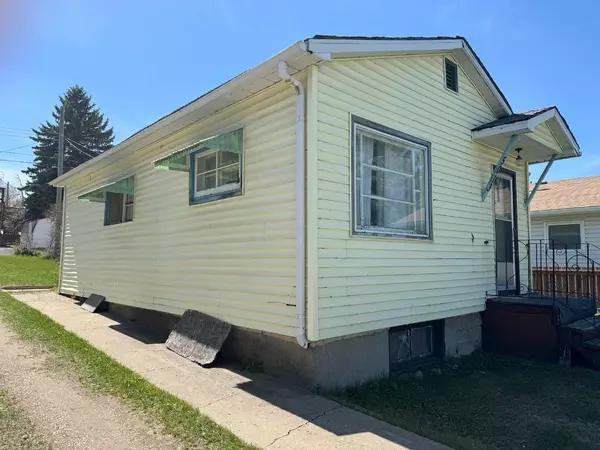 Ponoka, AB T4J1J6,5013 44 AVE