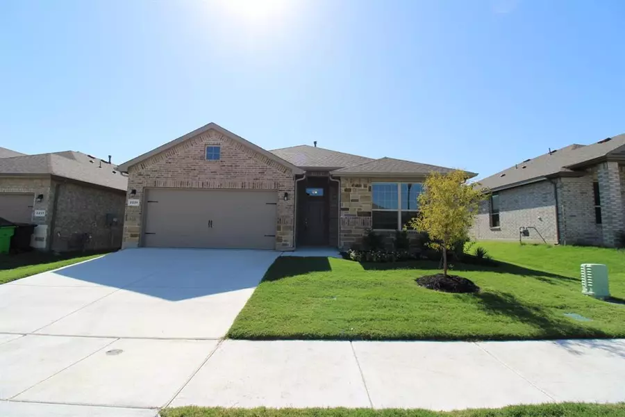 2221 Dyre Drive, Haslet, TX 76052