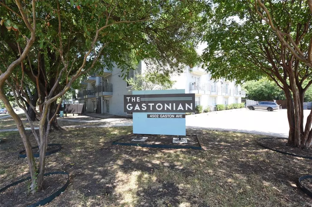 Dallas, TX 75246,4502 Gaston Avenue #201