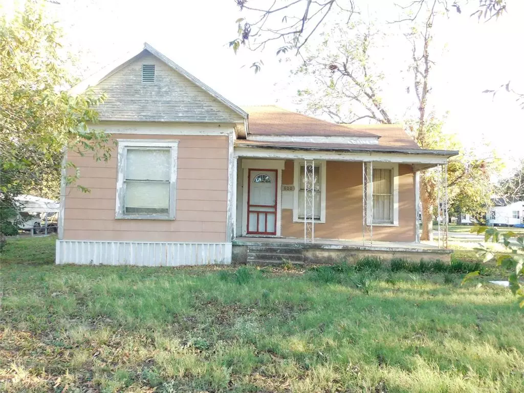 Hubbard, TX 76648,600 NE 4th Street