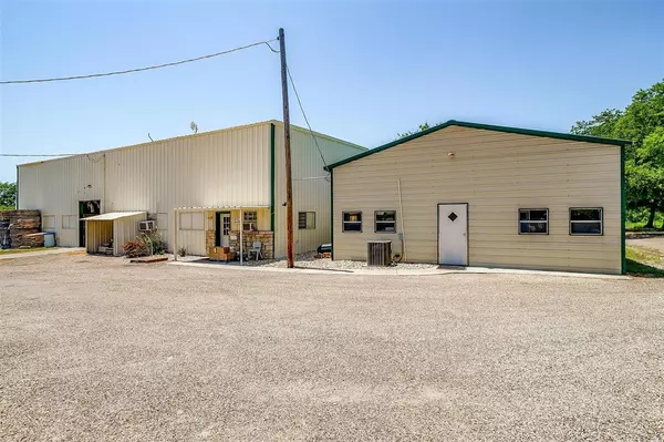 Blum, TX 76627,6212 Farm to Market 933