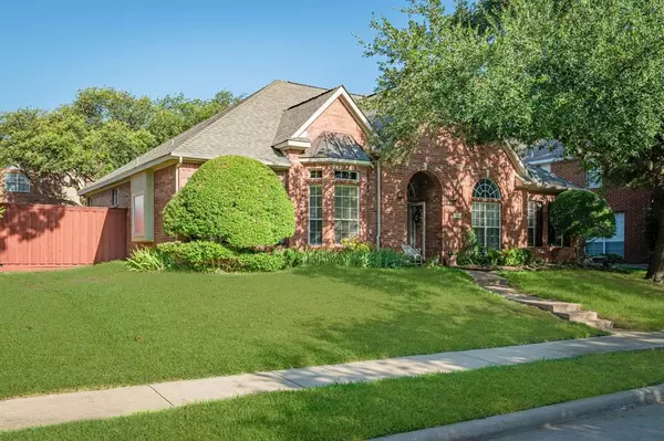 Plano, TX 75025,9709 Southern Hills Drive