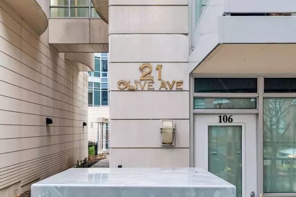 Toronto C14, ON M2N 4N4,21 Olive AVE #112