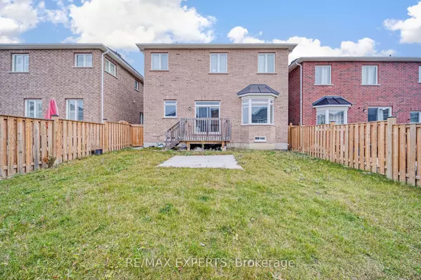 Oshawa, ON L1K 0Y2,1812 Grandview ST N