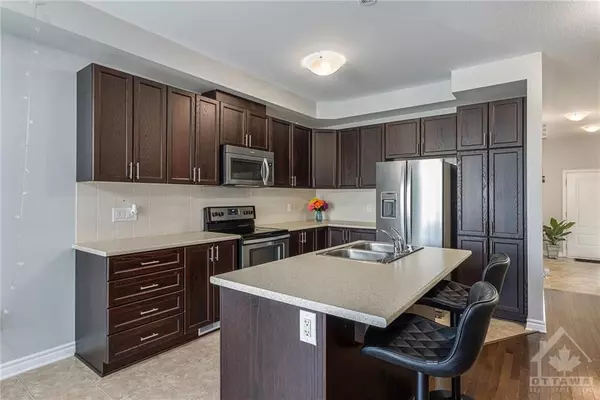 Barrhaven, ON K2J 5X9,257 Via San Marino ST W