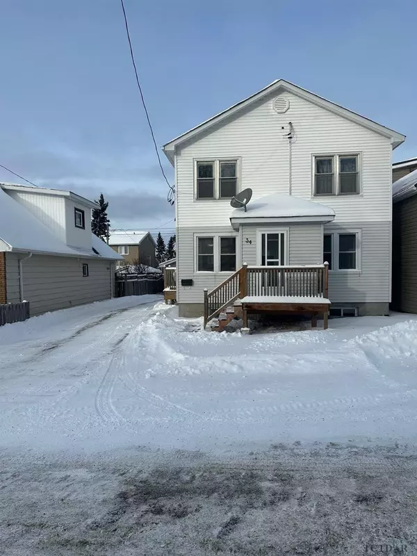 Timiskaming, ON P2N 1X1,34 Rand AVE E