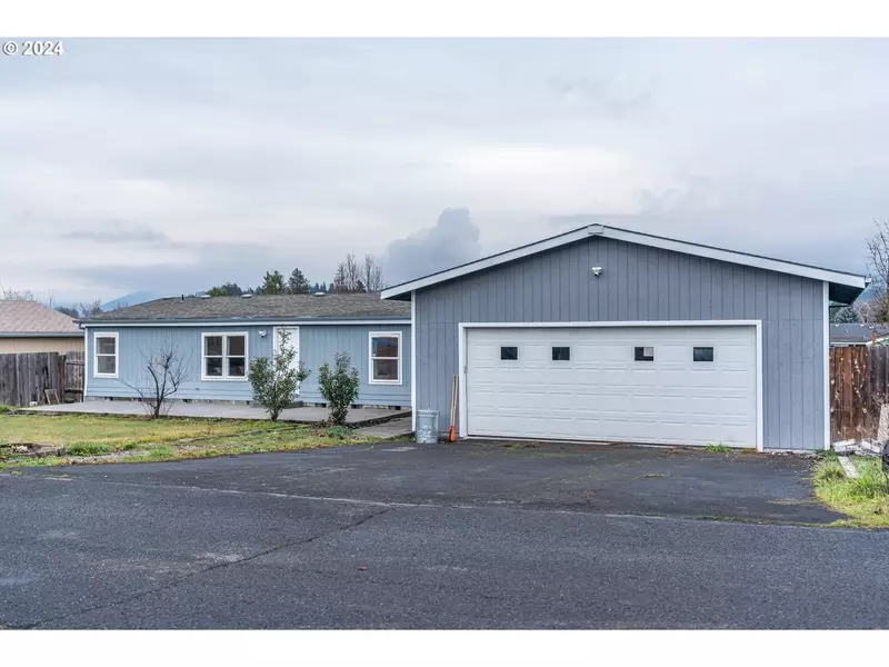 3425 LAYSON RD, Hood River, OR 97031