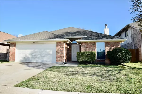 1313 Camden Yard Drive, Burleson, TX 76028