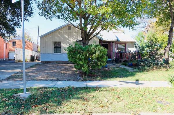 1702 Cherry Street, Grand Prairie, TX 75050