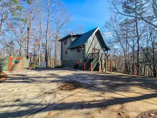 40 Vista Court, Ellijay, GA 30540