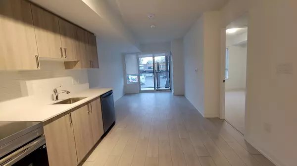 Toronto W04, ON M6B 0B1,556 Marlee AVE #212