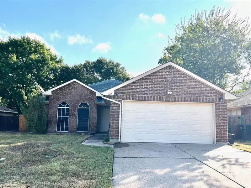 6315 Brookcrest Drive, Arlington, TX 76018