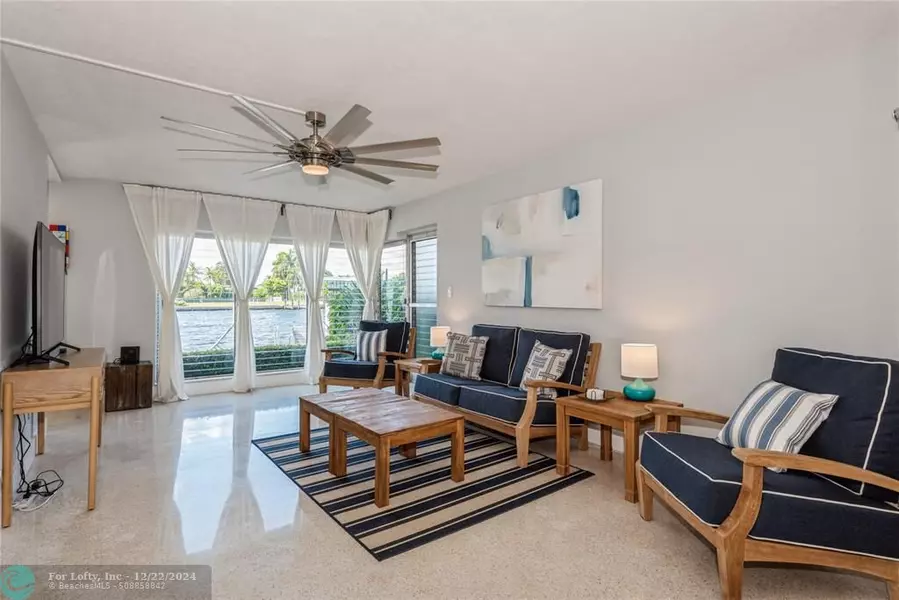 561 Bayshore Dr  #6, Fort Lauderdale, FL 33304