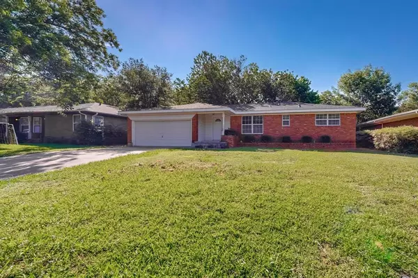 829 S Andrews Avenue, Sherman, TX 75090