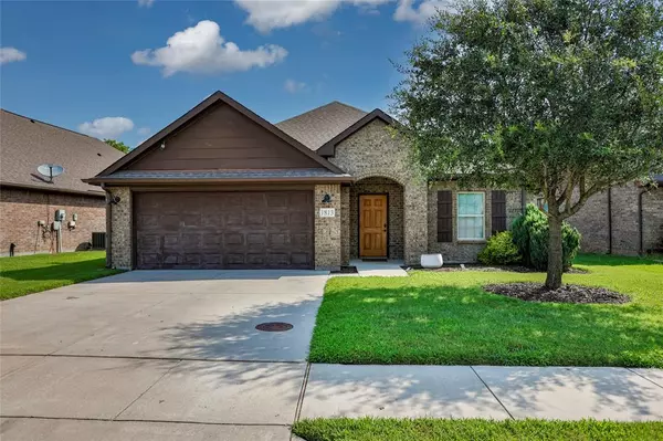 1813 Bersand Avenue, Gainesville, TX 76240