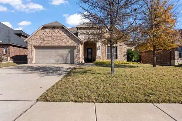 424 Hudson Lane, Burleson, TX 76028