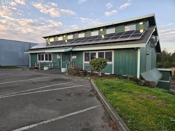 1200 NEWMARK AVE, Coos Bay, OR 97420